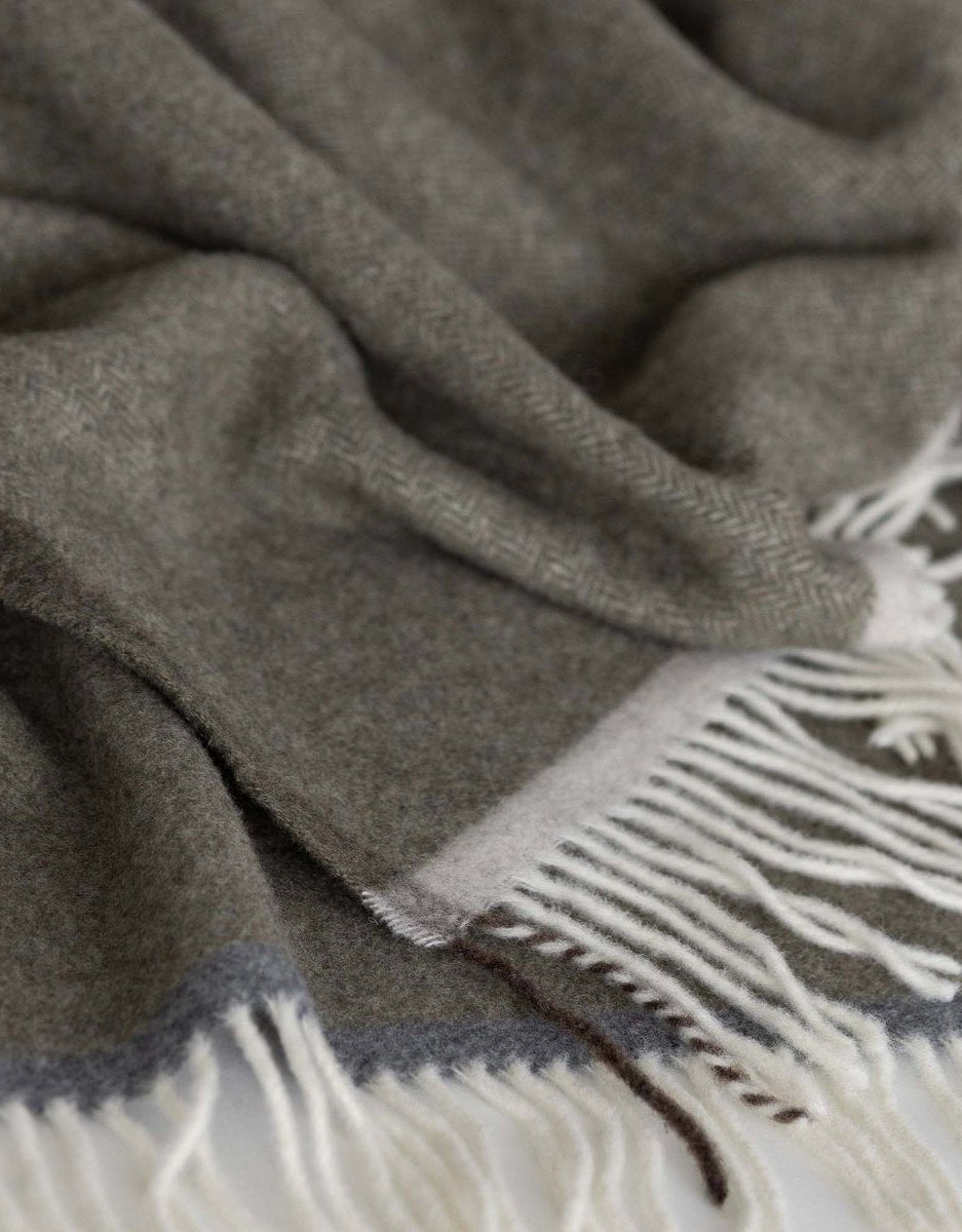 Milano Throwd Deken - Verde Orlo