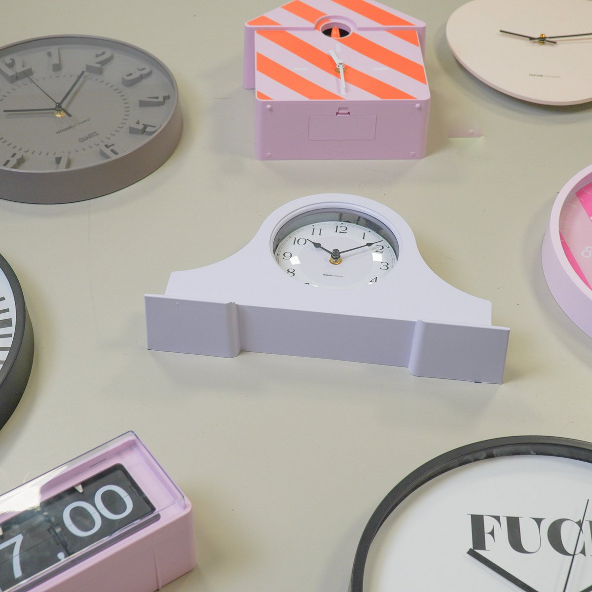 Retro Muse Mantel Klok - Lila
