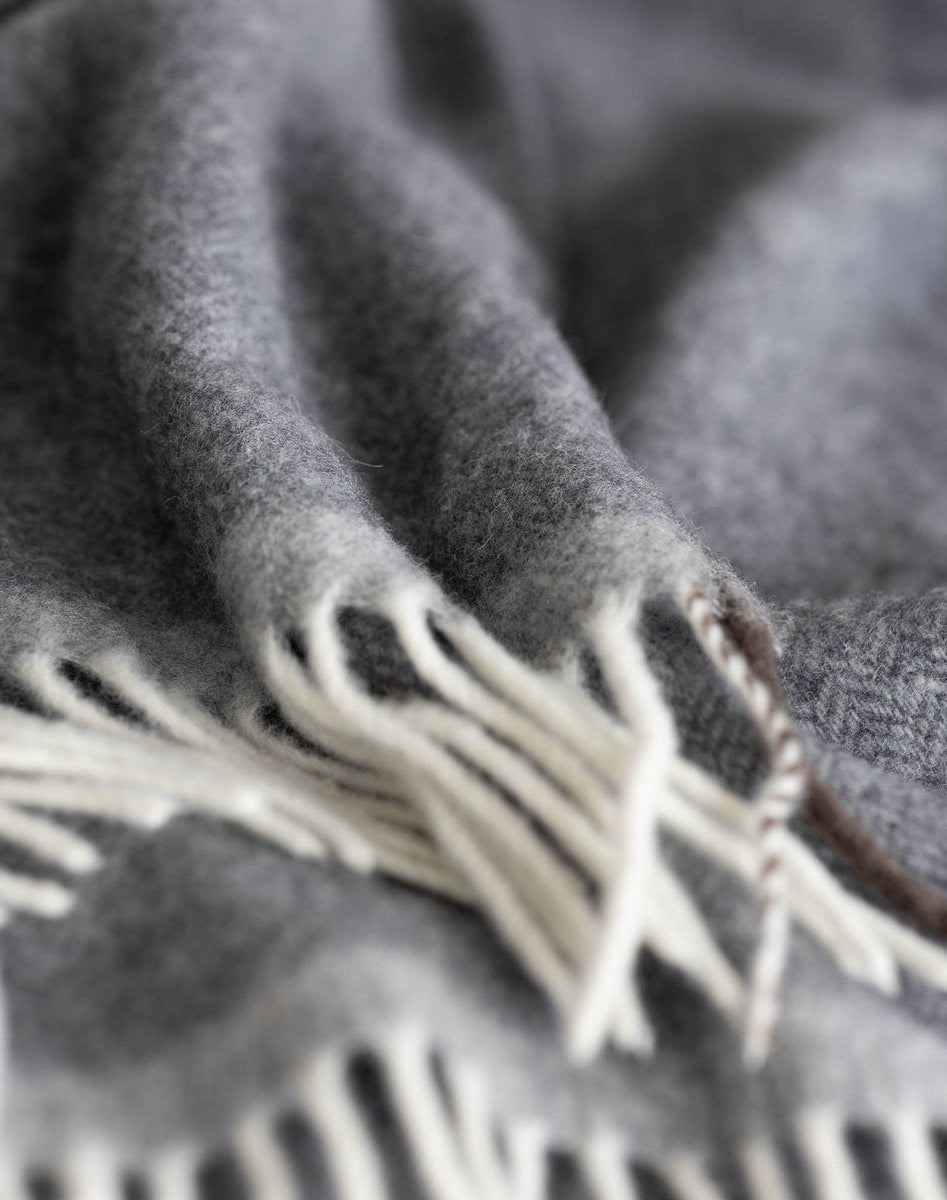 Milano Throwd Deken - Grigio Orlo